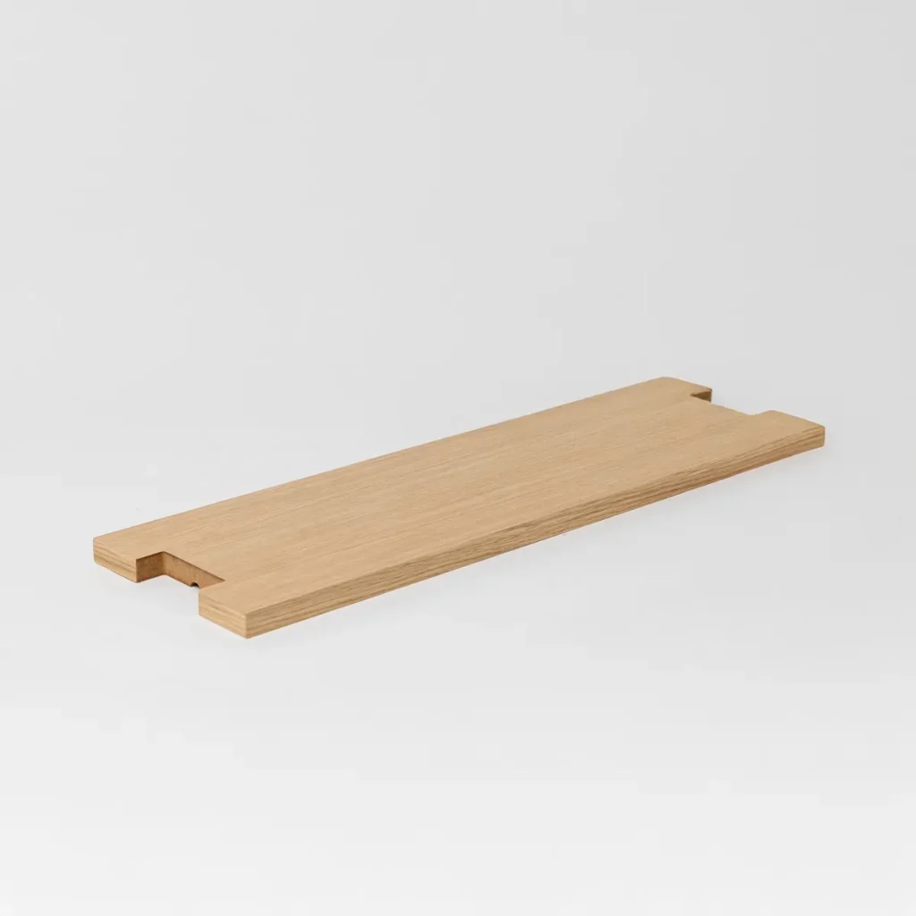 Bild 2 von 10 in EMBRACE | Lova Wood Shelf Galerie