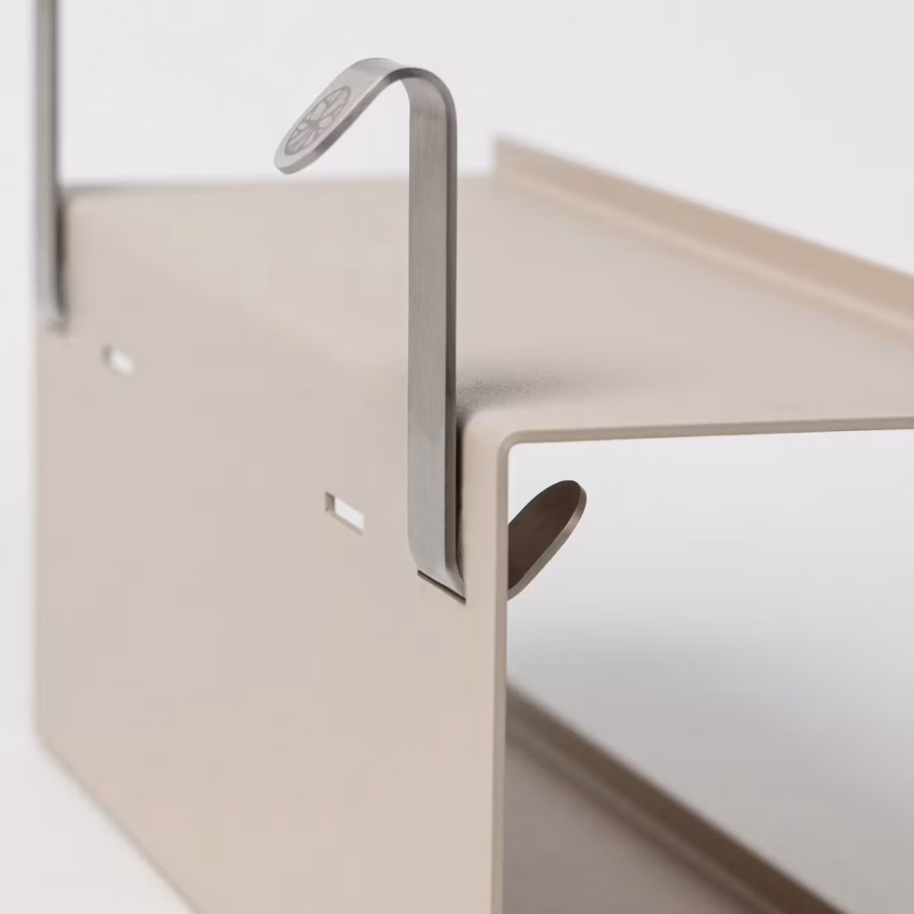 Bild 7 von 7 in EMBRACE | Nell Double Metal Shelf Galerie