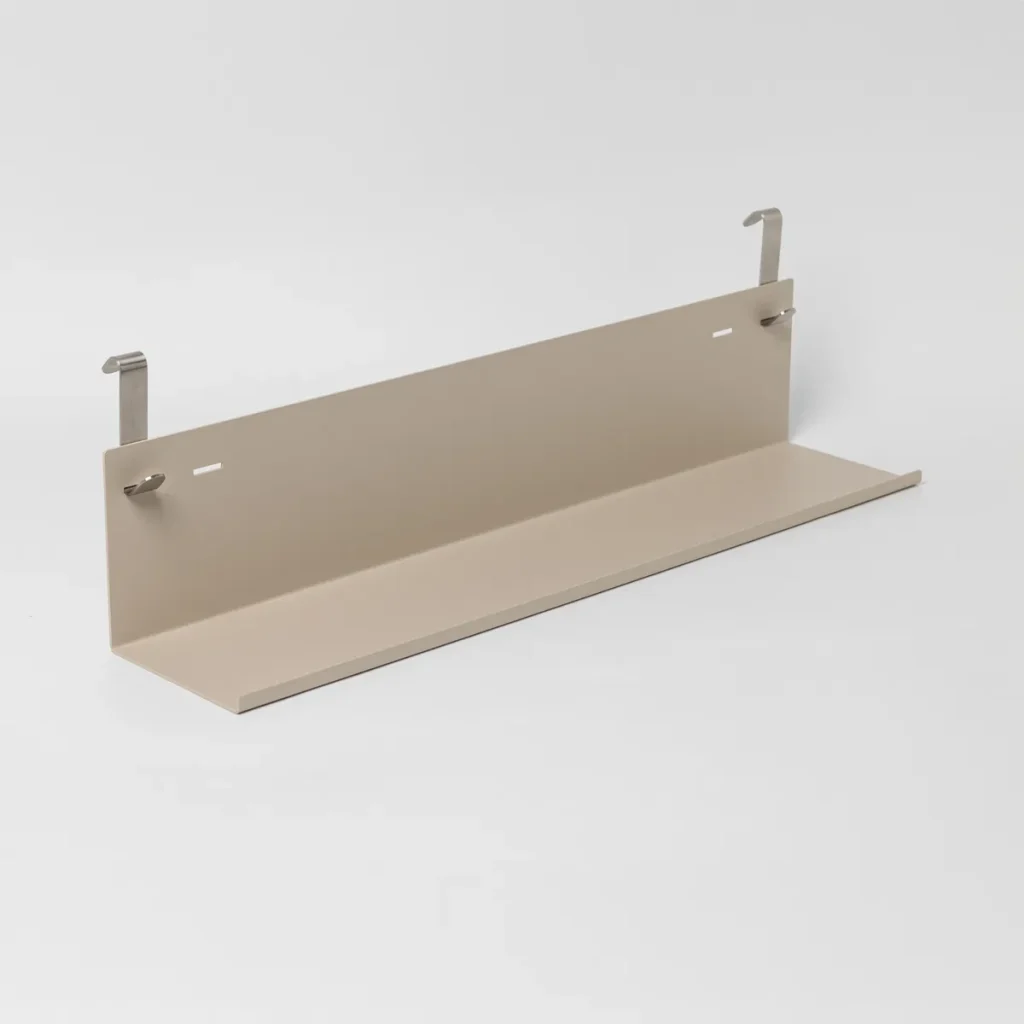 Bild 8 von 8 in EMBRACE | Nell Metal Shelf Galerie
